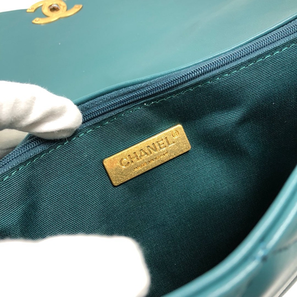 シャネルバッグ角部分ディテール